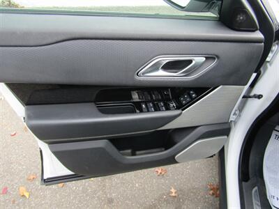 2018 Land Rover Range Rover Velar DYNAMIC,AWD,TECH PKG,CONV PKG,RVC,SILVER CERTIFIED - Photo 35 - Haddon Twp, NJ 08107