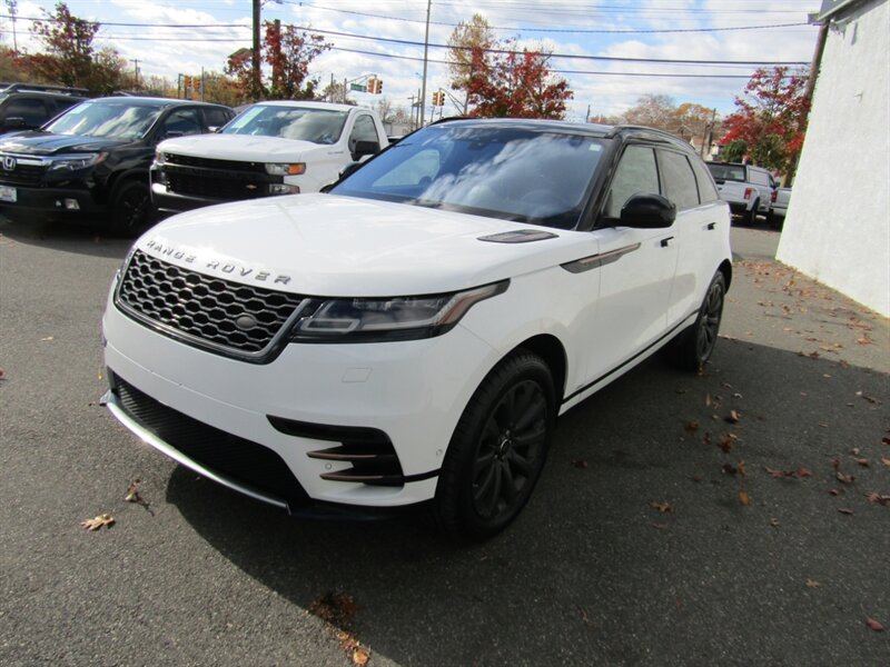 2018 Land Rover Range Rover Velar R-Dynamic SE photo 2
