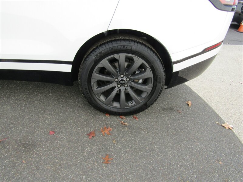2018 Land Rover Range Rover Velar DYNAMIC,AWD,TECH PKG,CONV PKG,RVC,SILVER CERTIFIED - Photo 14 - Haddon Twp, NJ 08107
