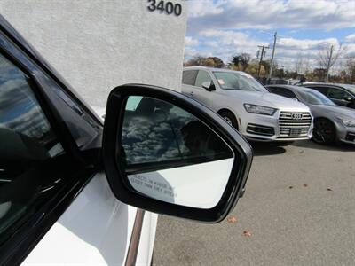 2018 Land Rover Range Rover Velar DYNAMIC,AWD,TECH PKG,CONV PKG,RVC,SILVER CERTIFIED - Photo 30 - Haddon Twp, NJ 08107