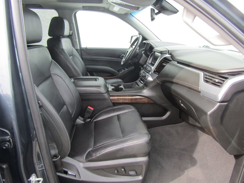 2020 Chevrolet Suburban LT,4x4,LUX PKG,DVD,COMFORT PKG,SILVER CERTIFIED - Photo 21 - Haddon Twp, NJ 08107