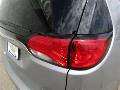 2017 Chrysler Pacifica LIMITED,NAV,PANO,TECH PKG,SILVER CERTIFIED   - Photo 13 - Haddon Twp, NJ 08107