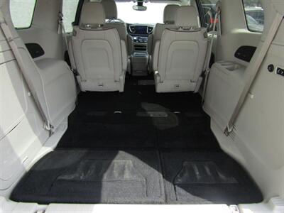 2017 Chrysler Pacifica LIMITED,NAV,PANO,TECH PKG,SILVER CERTIFIED   - Photo 30 - Haddon Twp, NJ 08107