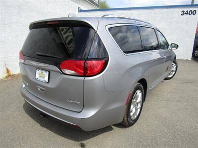 2017 Chrysler Pacifica LIMITED,NAV,PANO,TECH PKG,SILVER CERTIFIED   - Photo 7 - Haddon Twp, NJ 08107
