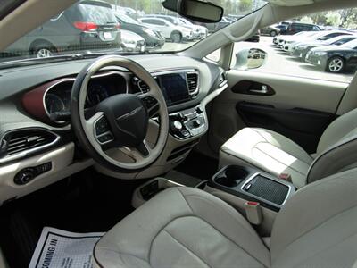 2017 Chrysler Pacifica LIMITED,NAV,PANO,TECH PKG,SILVER CERTIFIED   - Photo 16 - Haddon Twp, NJ 08107