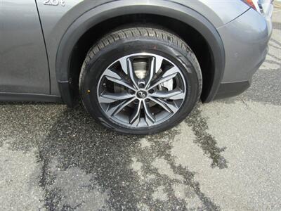 2018 INFINITI QX30 AWD,NAV,PREM PKG,CONV PKG,SILVER CERTIFIED   - Photo 17 - Haddon Twp, NJ 08107