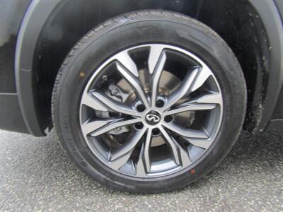 2017 INFINITI QX30 AWD,PREM ,NAV,TECH PKG,CONV PKG,SILVER CERTIFIED - Photo 33 - Haddon Twp, NJ 08107