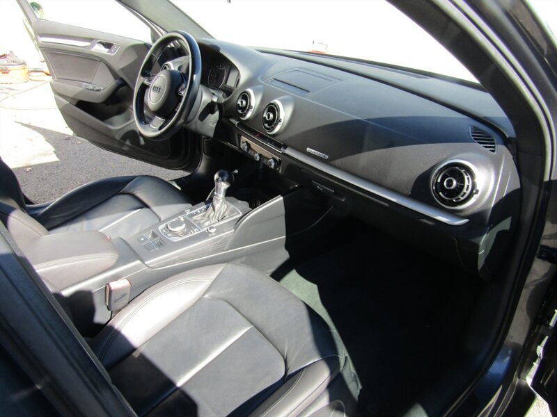 2016 Audi A3 2.0T quattro Premium - Photo 38 - Haddon Twp, NJ 08107