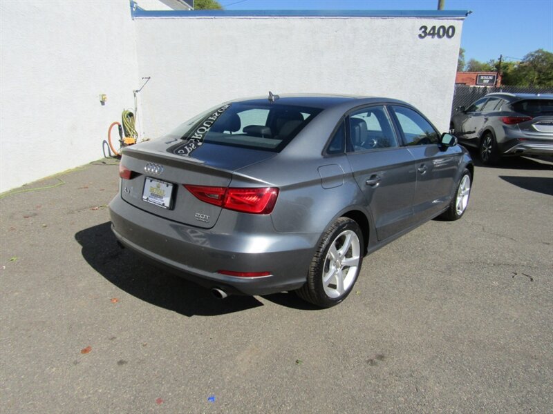 2016 Audi A3 2.0T quattro Premium - Photo 7 - Haddon Twp, NJ 08107