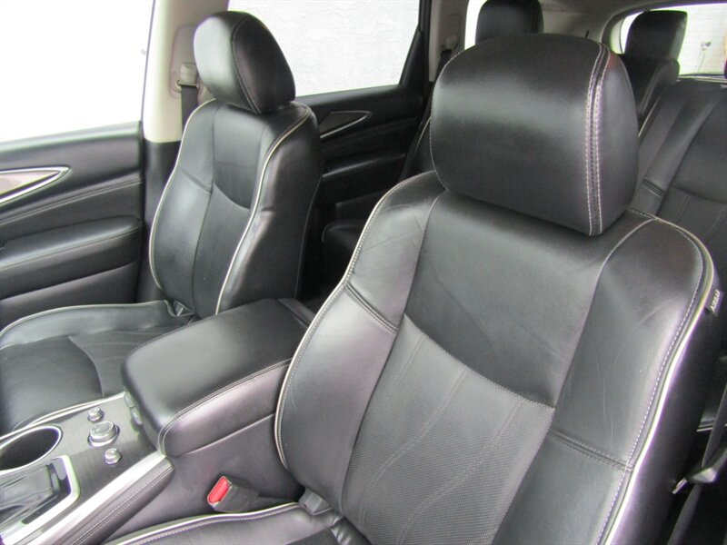 2017 INFINITI QX60 AWD,CONV PKG,RVC,PWR PKG,SILVER CERTIFIED - Photo 15 - Haddon Twp, NJ 08107