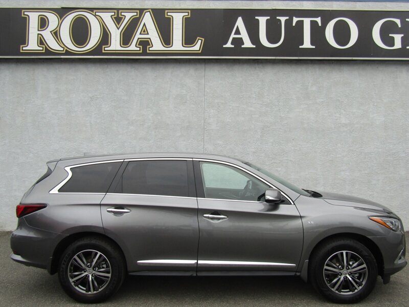 2017 INFINITI QX60 AWD,CONV PKG,RVC,PWR PKG,SILVER CERTIFIED - Photo 2 - Haddon Twp, NJ 08107