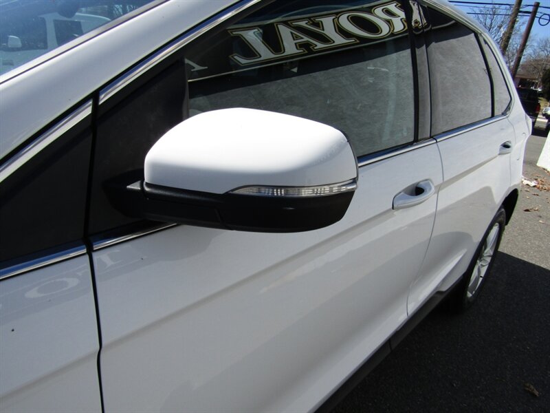 2016 Ford Edge SEL,AWD,,TECH PKG,CONV PKG,RVC,SILVER CERTIFIED - Photo 26 - Haddon Twp, NJ 08107