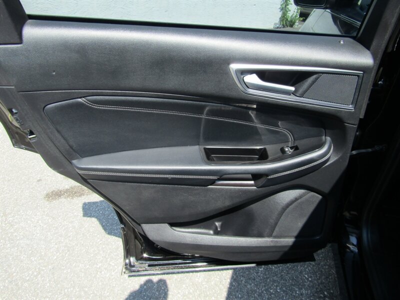 2018 Ford Edge AWD,NAV,DR.ASST PKG,PANOROOF,RVC,SILVER CERTIFIED - Photo 34 - Haddon Twp, NJ 08107