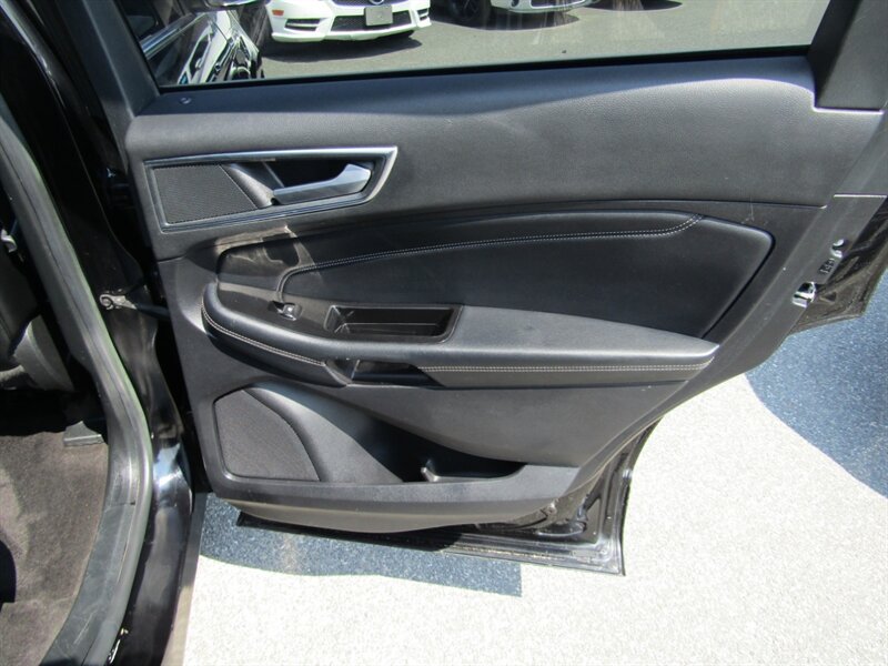 2018 Ford Edge AWD,NAV,DR.ASST PKG,PANOROOF,RVC,SILVER CERTIFIED - Photo 45 - Haddon Twp, NJ 08107
