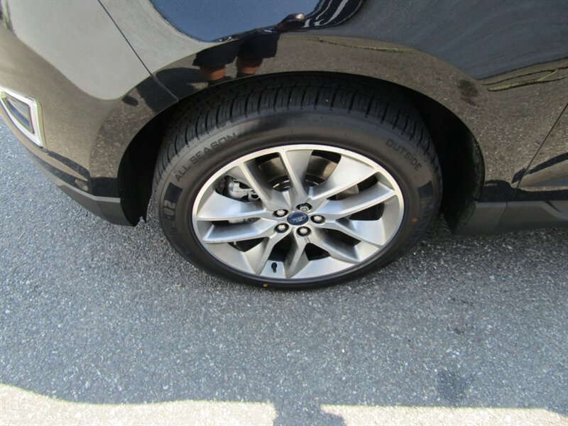 2018 Ford Edge AWD,NAV,DR.ASST PKG,PANOROOF,RVC,SILVER CERTIFIED - Photo 17 - Haddon Twp, NJ 08107