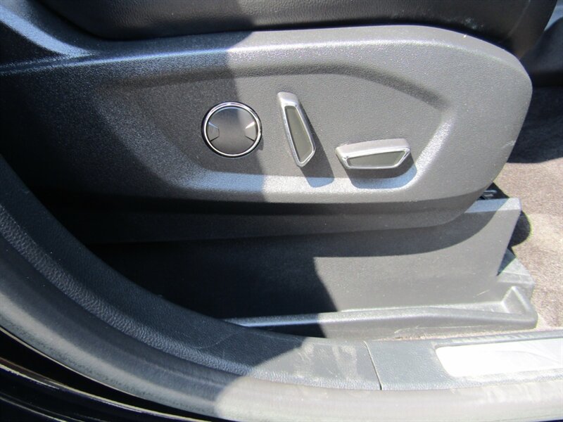 2018 Ford Edge AWD,NAV,DR.ASST PKG,PANOROOF,RVC,SILVER CERTIFIED - Photo 47 - Haddon Twp, NJ 08107