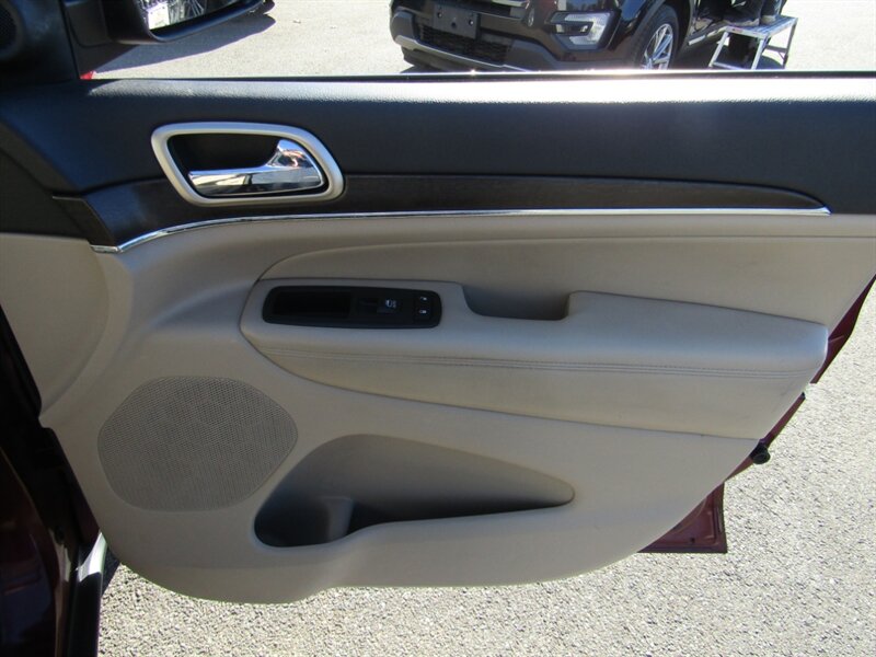 2017 Jeep Grand Cherokee Limited   - Photo 59 - Haddon Twp, NJ 08107