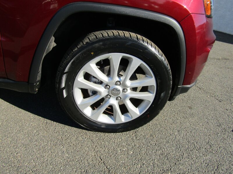 2017 Jeep Grand Cherokee Limited   - Photo 18 - Haddon Twp, NJ 08107