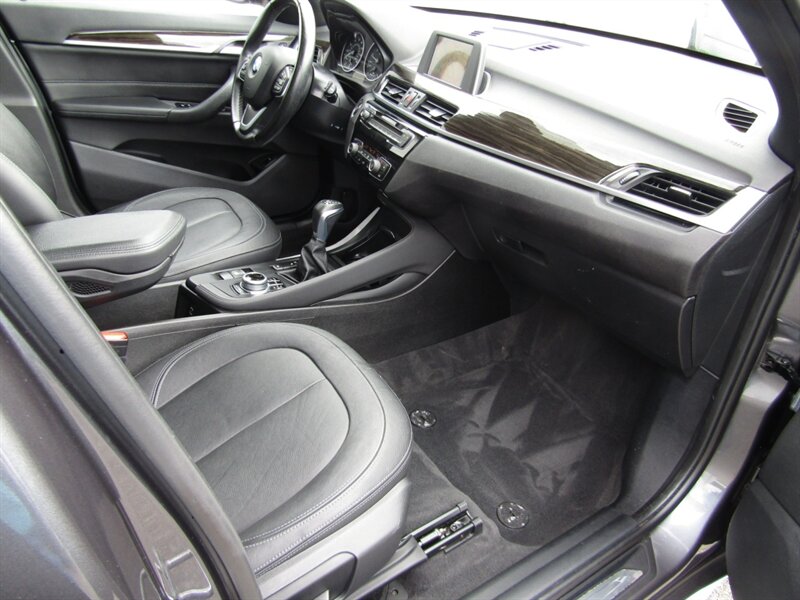 2017 BMW X1 AWD,NAV,PREM PKG,COMFORT PKG,SILVER CERTIFIED - Photo 26 - Haddon Twp, NJ 08107