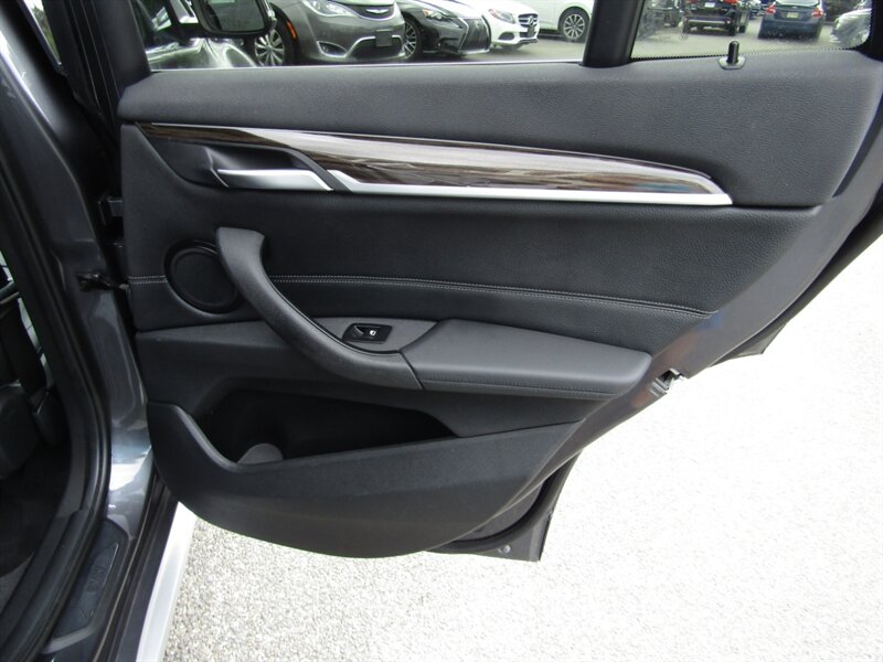 2017 BMW X1 AWD,NAV,PREM PKG,COMFORT PKG,SILVER CERTIFIED - Photo 29 - Haddon Twp, NJ 08107