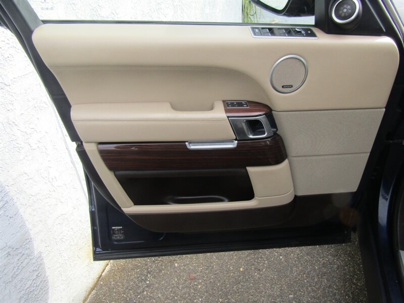 2016 Land Rover Range Rover AWD, LWB - Photo 9 - Haddon Twp, NJ 08107