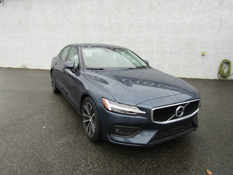 2021 Volvo S60 T5 Momentum   - Photo 1 - Haddon Twp, NJ 08107
