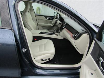 2021 Volvo S60 T5 Momentum   - Photo 41 - Haddon Twp, NJ 08107