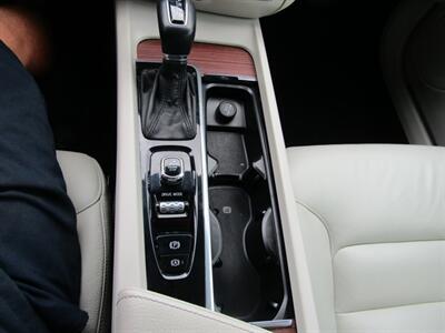 2021 Volvo S60 T5 Momentum   - Photo 54 - Haddon Twp, NJ 08107