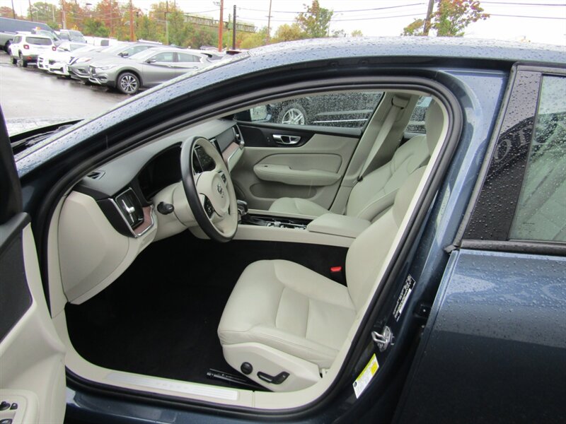 2021 Volvo S60 T5 Momentum   - Photo 34 - Haddon Twp, NJ 08107