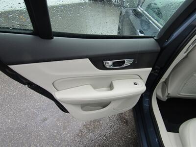 2021 Volvo S60 T5 Momentum   - Photo 36 - Haddon Twp, NJ 08107