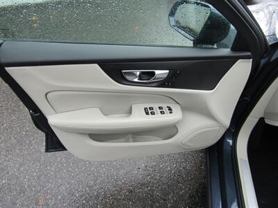 2021 Volvo S60 T5 Momentum   - Photo 32 - Haddon Twp, NJ 08107