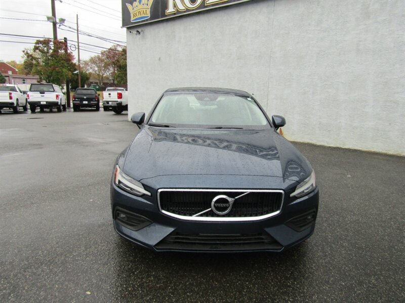 2021 Volvo S60 T5 Momentum   - Photo 2 - Haddon Twp, NJ 08107
