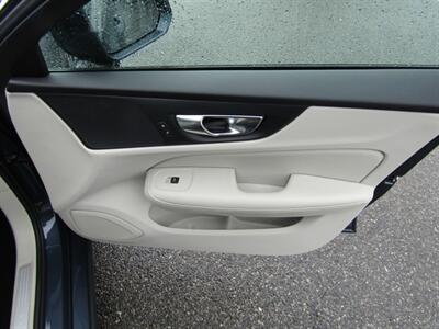 2021 Volvo S60 T5 Momentum   - Photo 42 - Haddon Twp, NJ 08107