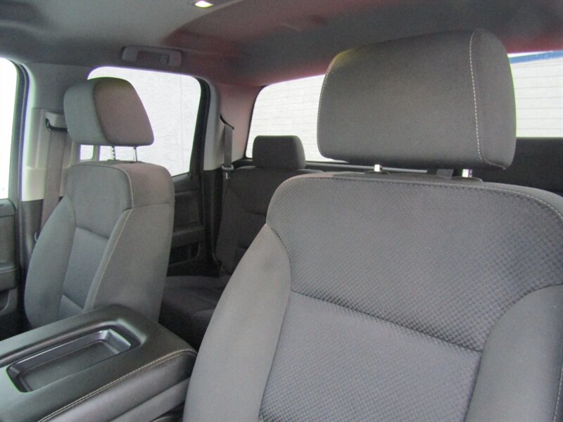 2017 Chevrolet Silverado 1500 LT - Photo 13 - Haddon Twp, NJ 08107