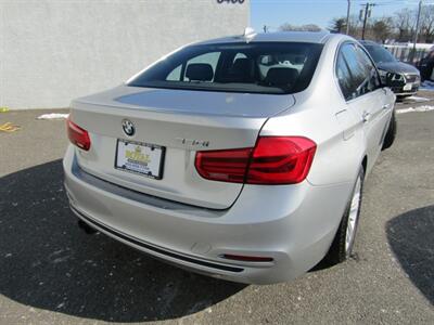 2017 BMW NAV,PREM PKG,COMFORT PKG,RVC,SILVER CERTIFIED   - Photo 6 - Haddon Twp, NJ 08107