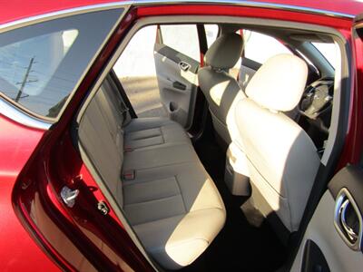 2017 Nissan Sentra SL,NAV,TECH PKG,DR.ASST PKG,RVC,SILVER CERTIFIED - Photo 40 - Haddon Twp, NJ 08107