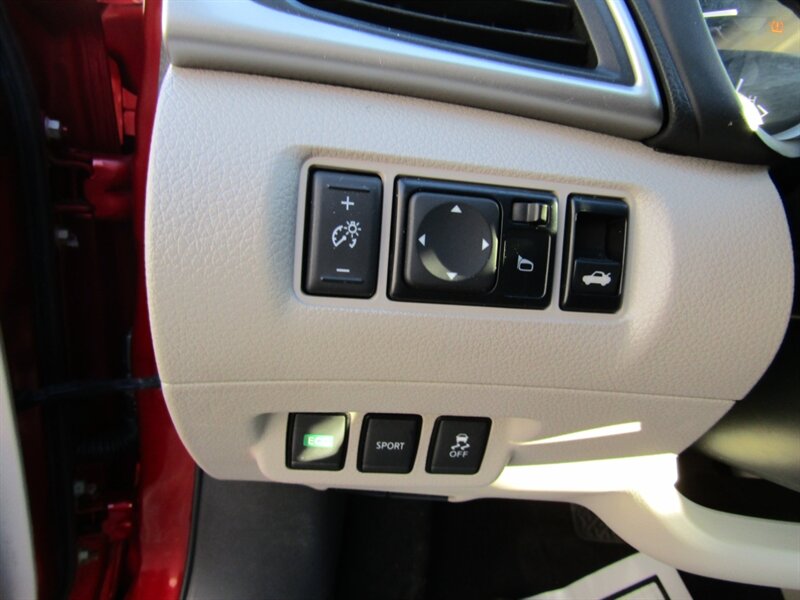 2017 Nissan Sentra SL,NAV,TECH PKG,DR.ASST PKG,RVC,SILVER CERTIFIED - Photo 45 - Haddon Twp, NJ 08107