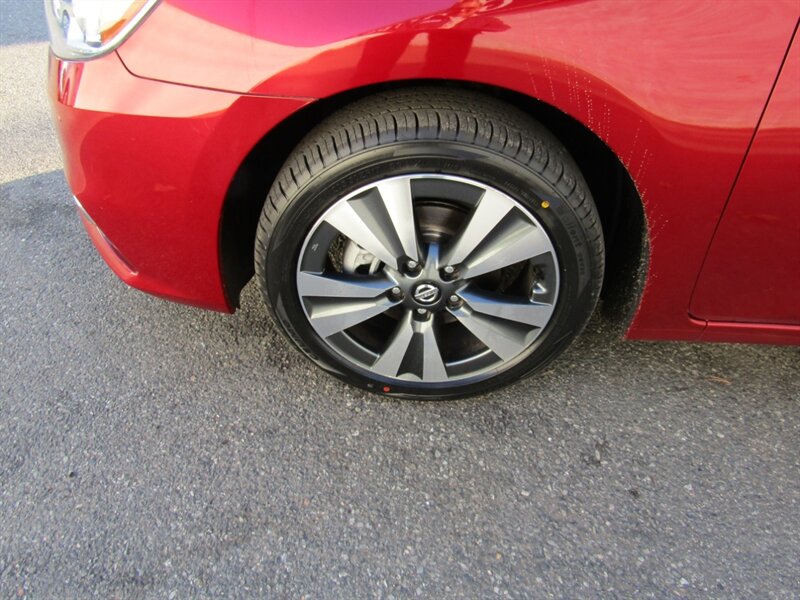 2017 Nissan Sentra SL,NAV,TECH PKG,DR.ASST PKG,RVC,SILVER CERTIFIED - Photo 14 - Haddon Twp, NJ 08107