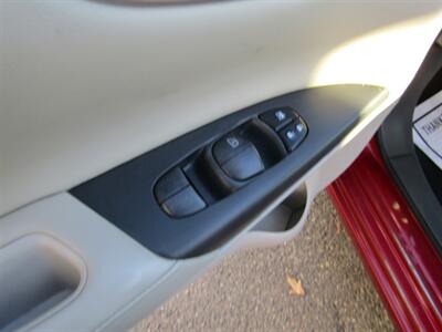 2017 Nissan Sentra SL,NAV,TECH PKG,DR.ASST PKG,RVC,SILVER CERTIFIED - Photo 33 - Haddon Twp, NJ 08107