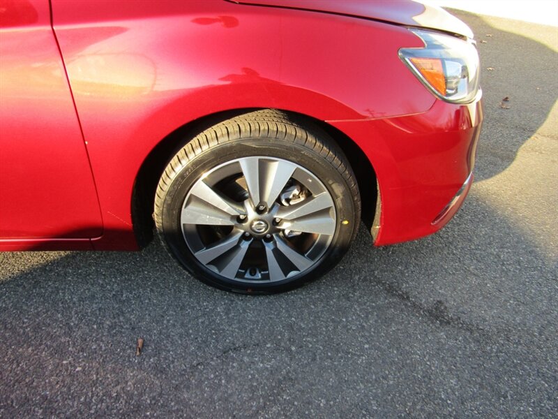 2017 Nissan Sentra SL,NAV,TECH PKG,DR.ASST PKG,RVC,SILVER CERTIFIED - Photo 17 - Haddon Twp, NJ 08107