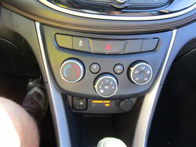 2019 Chevrolet Trax LS,PWR PKG,CONV PKG,,SILVER CERTIFIED - Photo 52 - Haddon Twp, NJ 08107