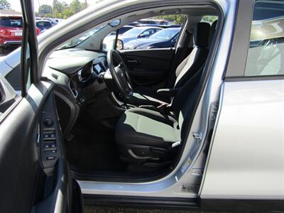 2019 Chevrolet Trax LS,PWR PKG,CONV PKG,,SILVER CERTIFIED - Photo 31 - Haddon Twp, NJ 08107