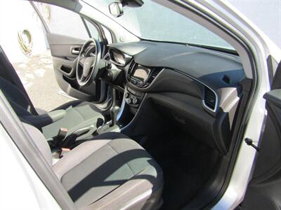 2019 Chevrolet Trax LS,PWR PKG,CONV PKG,,SILVER CERTIFIED - Photo 37 - Haddon Twp, NJ 08107