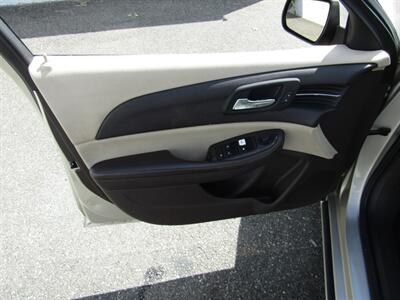 2016 Chevrolet Malibu Limited LT.ALLOY,CONV PKG,SILVER CERTIFIED   - Photo 31 - Haddon Twp, NJ 08107