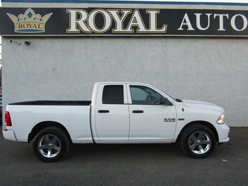 2017 RAM 1500 4x4,CONV PKG,RVC,SILVER CERTIFIED - Photo 2 - Haddon Twp, NJ 08107