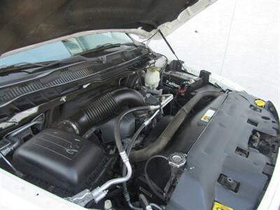 2017 RAM 1500 4x4,CONV PKG,RVC,SILVER CERTIFIED - Photo 30 - Haddon Twp, NJ 08107
