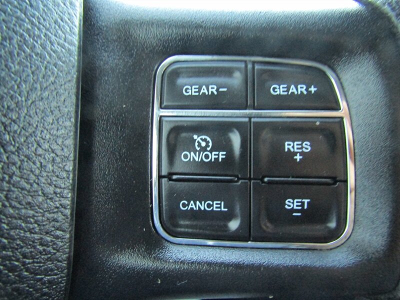 2017 RAM 1500 4x4,CONV PKG,RVC,SILVER CERTIFIED - Photo 21 - Haddon Twp, NJ 08107