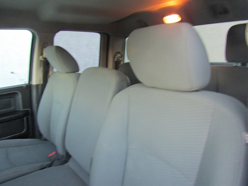2017 RAM 1500 4x4,CONV PKG,RVC,SILVER CERTIFIED - Photo 12 - Haddon Twp, NJ 08107