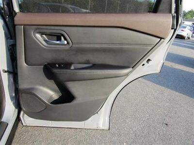 2023 Nissan Rogue SL,NAV,TECH PKG,DR.ASST PKG,RVC,SILVER CERTIFIED   - Photo 28 - Haddon Twp, NJ 08107