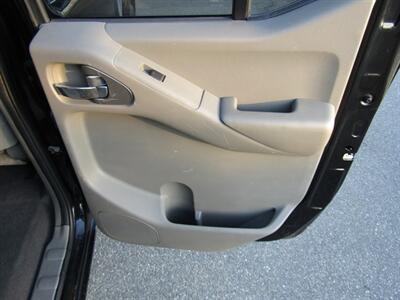 2018 Nissan Frontier SV,4X4,CONV PKG,RVC,PWR PKG,SILVER CERTIFIED   - Photo 35 - Haddon Twp, NJ 08107